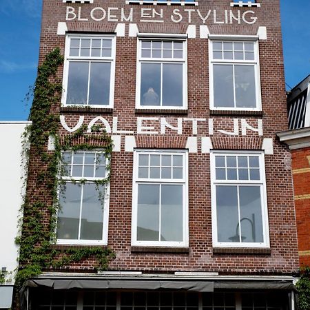 Stadslogement Valentijn Sneek Extérieur photo