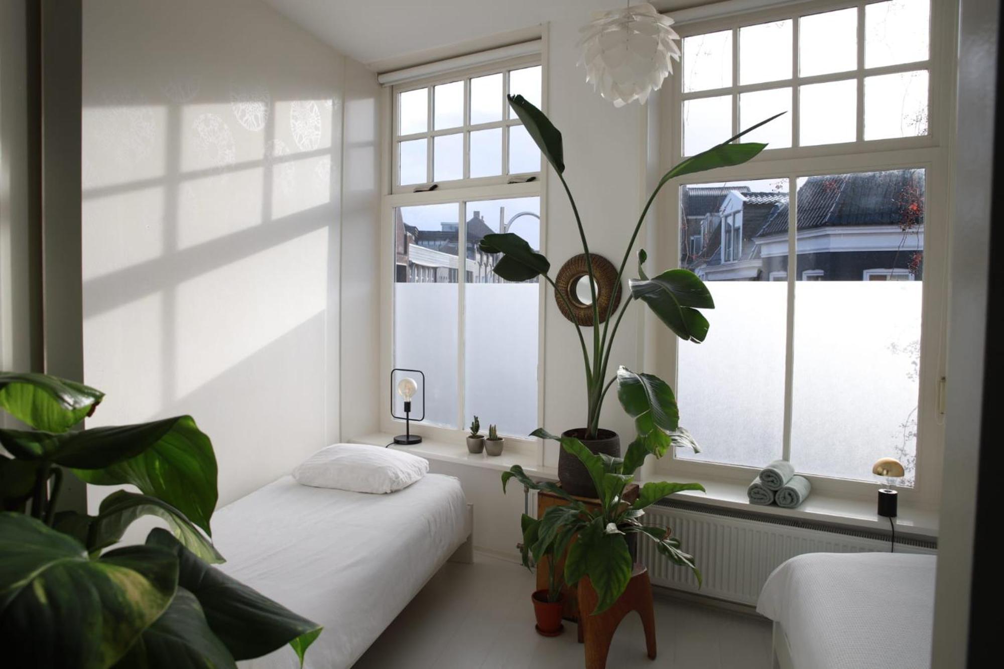 Stadslogement Valentijn Sneek Extérieur photo